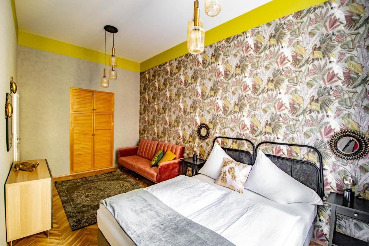 3Bdr Oasis In The Heart Of Prague Apartamento Exterior foto