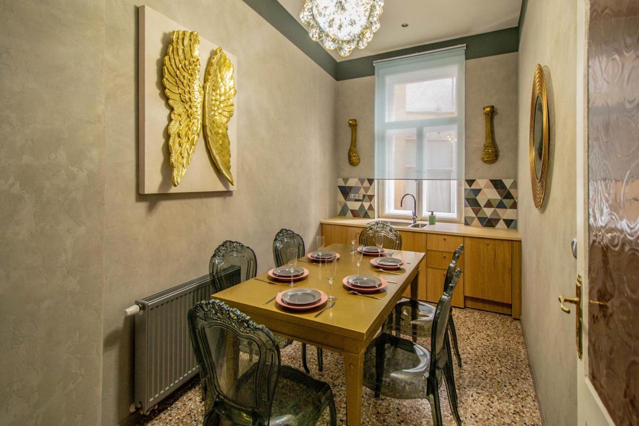 3Bdr Oasis In The Heart Of Prague Apartamento Exterior foto