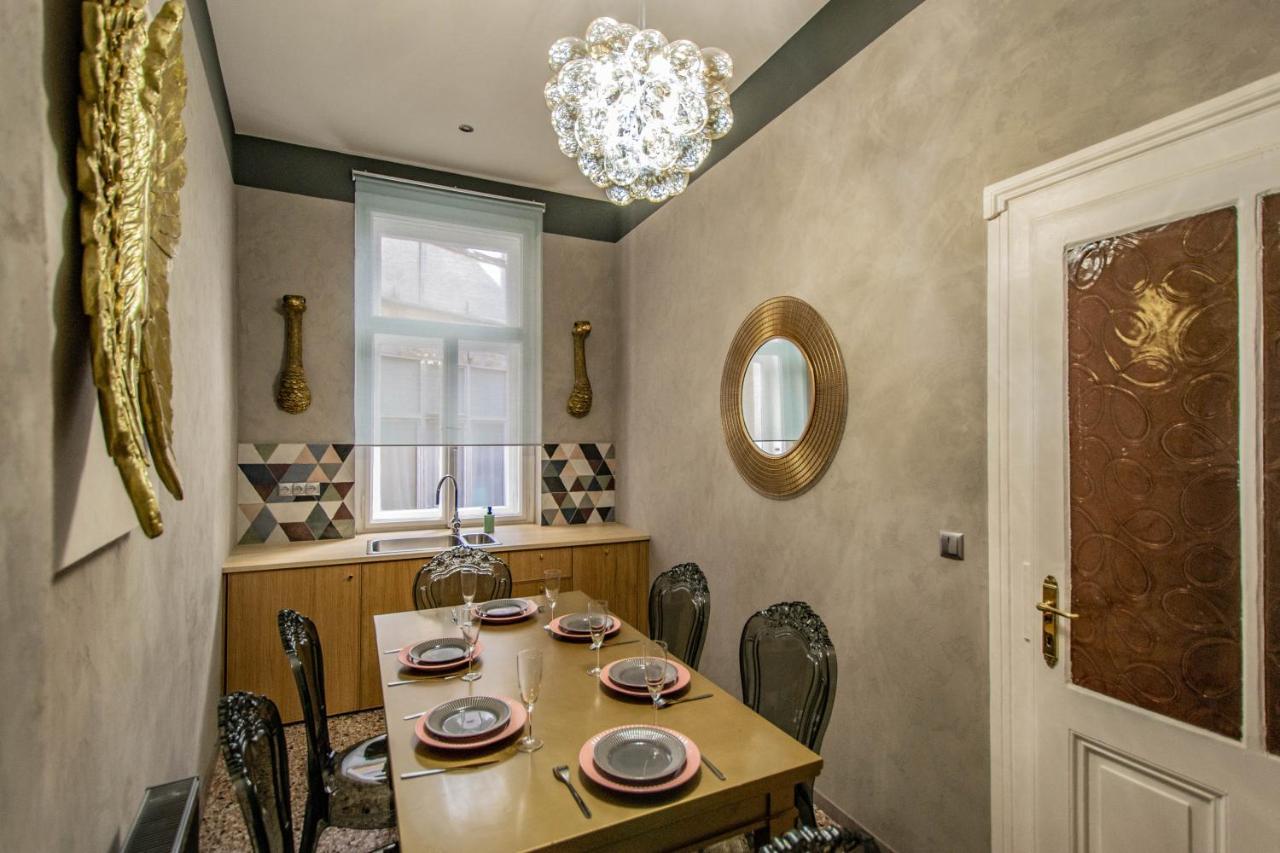 3Bdr Oasis In The Heart Of Prague Apartamento Exterior foto