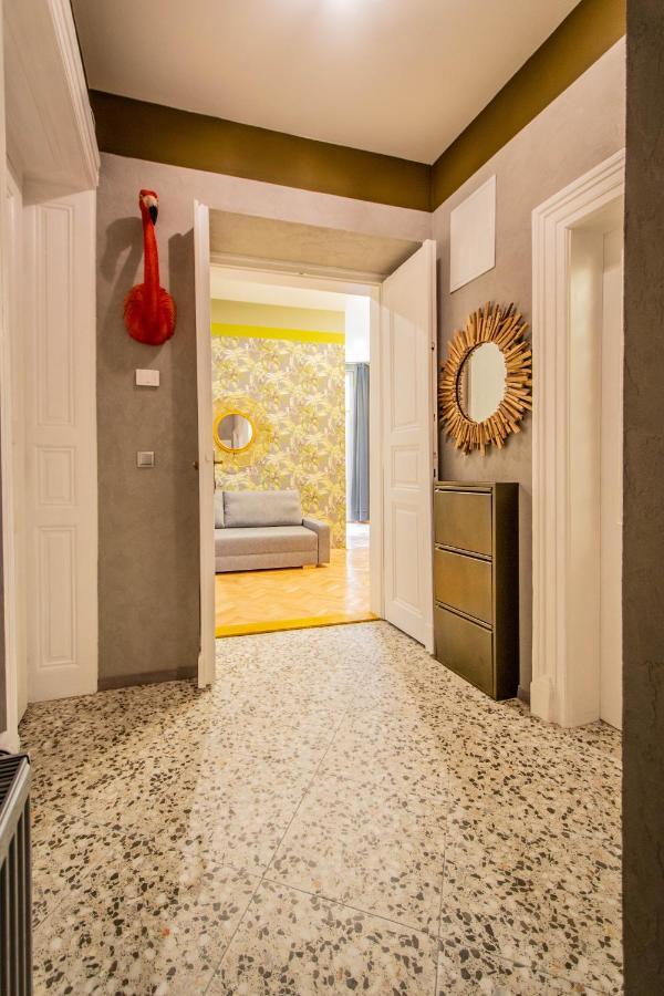 3Bdr Oasis In The Heart Of Prague Apartamento Exterior foto