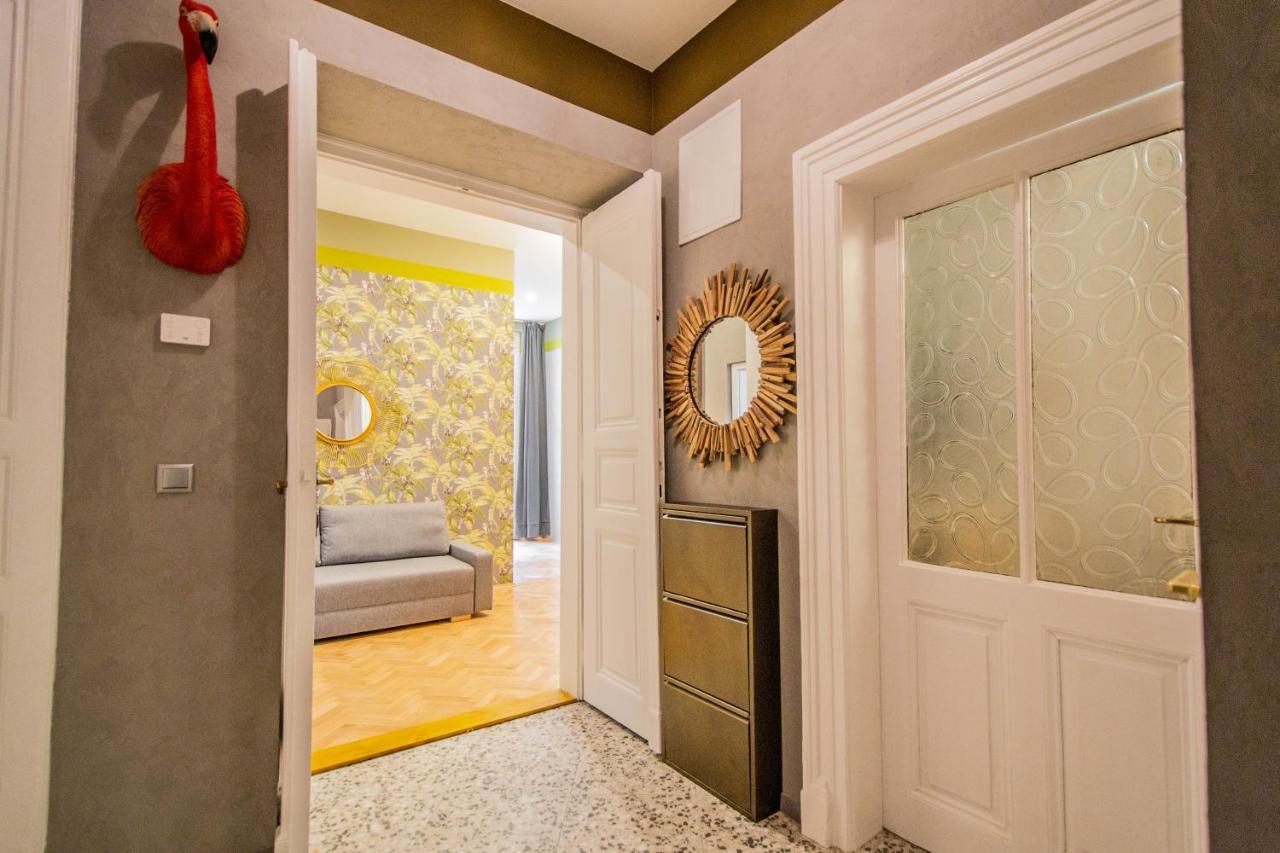 3Bdr Oasis In The Heart Of Prague Apartamento Exterior foto